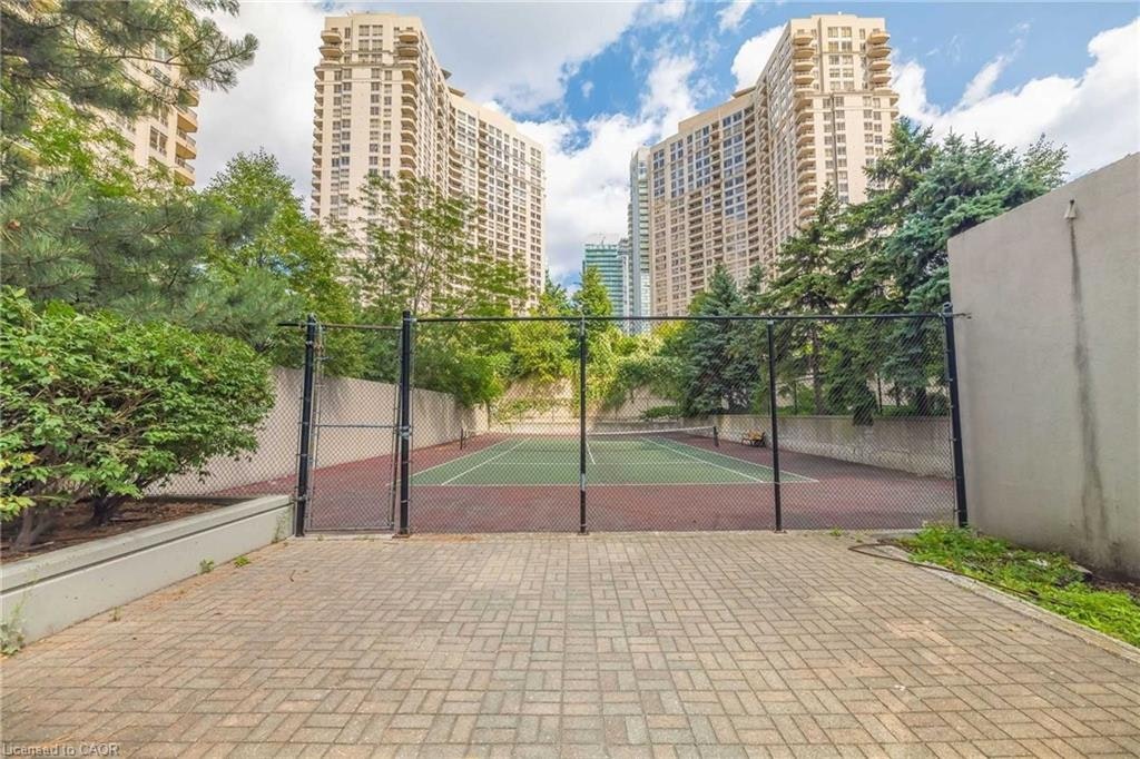 802-325 Webb Drive, Mississauga, ON, L5B 3Z9 - 25