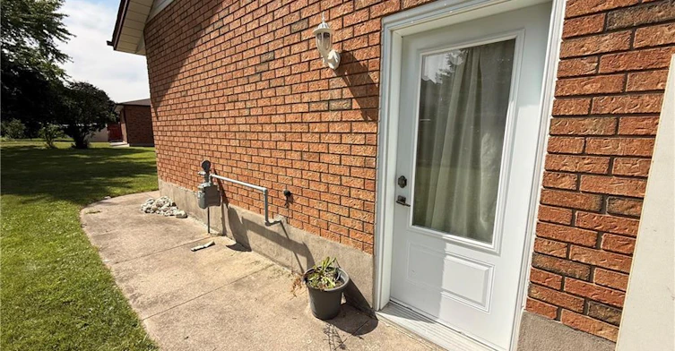 Lower-3 Burnt Ember Court, Kitchener, ON, N2A 3S1 - 2