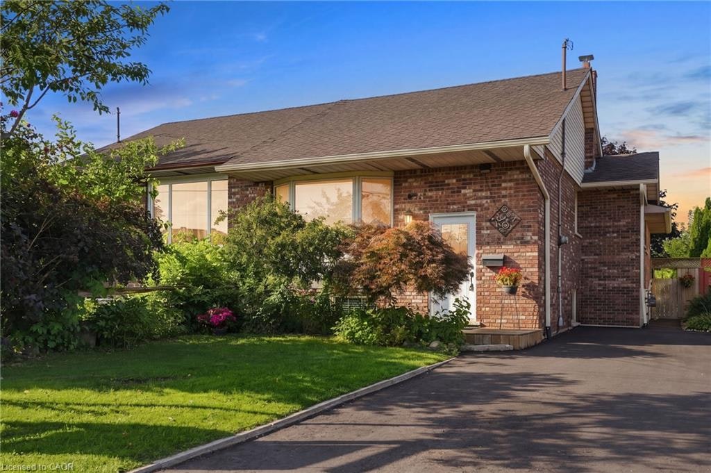 50 Adis Avenue, Hamilton, ON, L9C 6V3