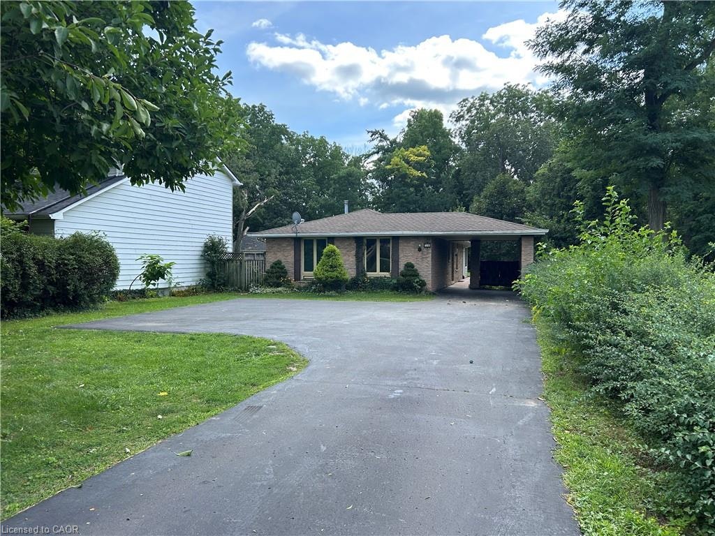 90 Queensway E, Norfolk County, ON, N3Y 4M6