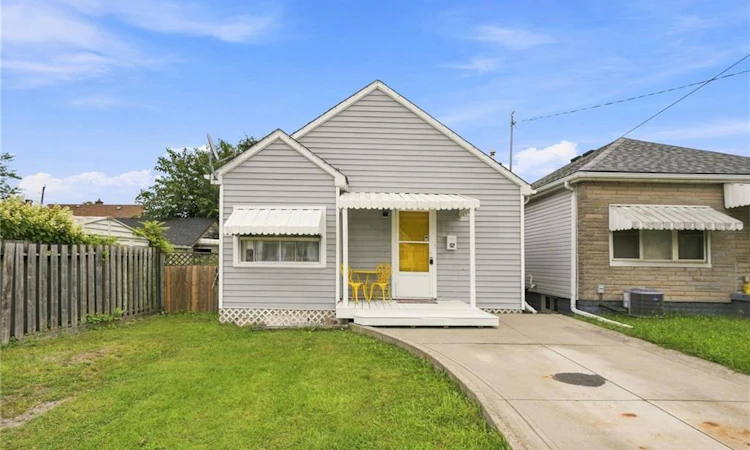 328 Woodward Avenue