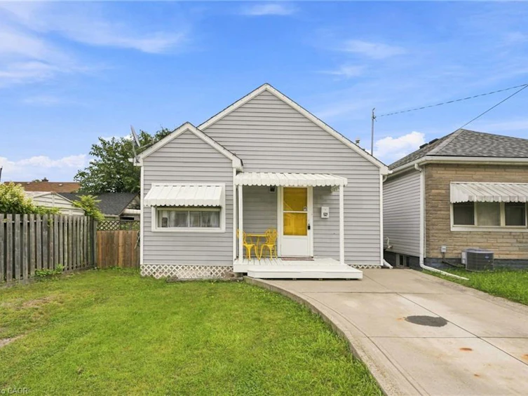 328 Woodward Avenue, Hamilton, ON, L8H 6N5