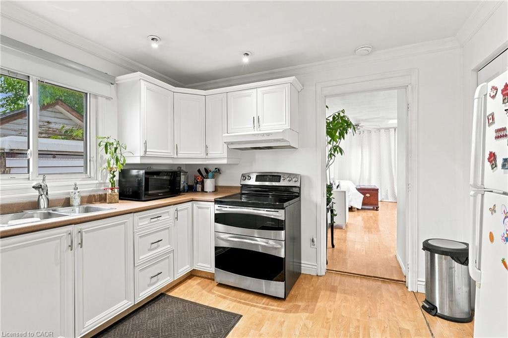 328 Woodward Avenue, Hamilton, ON, L8H 6N5 - 10