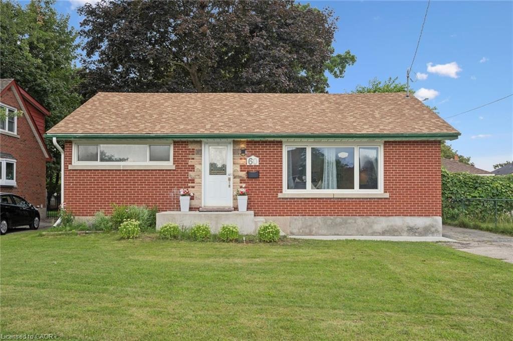 60 Edinburgh Road, Kitchener, ON, N2B 1M5