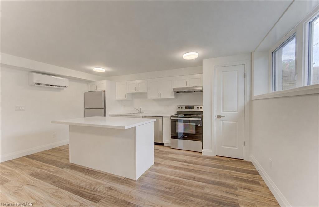 C-93 Kinzie Avenue, Kitchener, ON, N2A 1S5