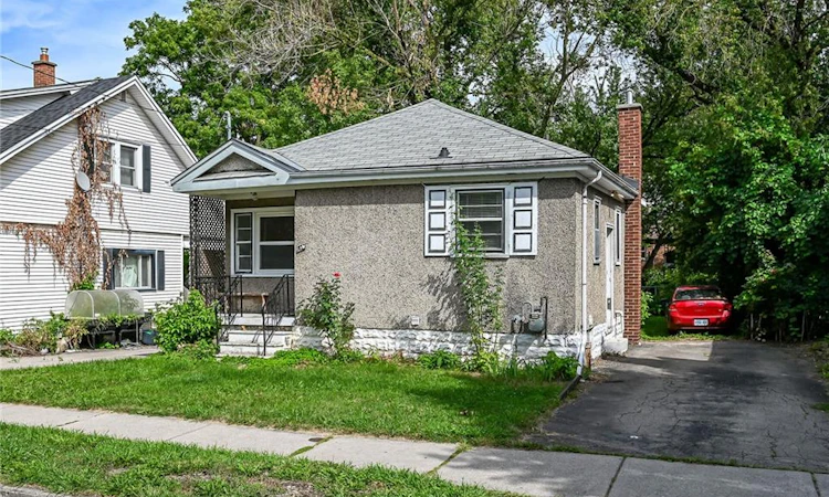 47 Broadway Avenue