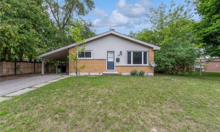 38 Tewksbury Crescent