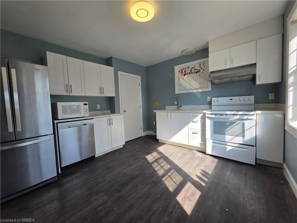 32 Forest Road, Brantford, ON, N3S 6W2 - 9