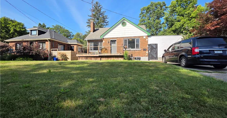 32 Forest Road, Brantford, ON, N3S 6W2 - 2