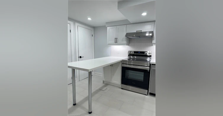 2-26 Greyfriar Drive, Hamilton, ON, L9C 4S2 - 14