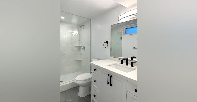 2-26 Greyfriar Drive, Hamilton, ON, L9C 4S2 - 10