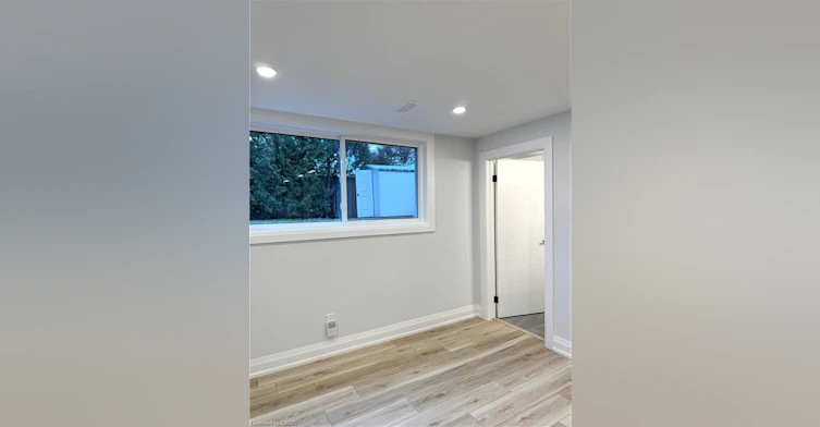 2-26 Greyfriar Drive, Hamilton, ON, L9C 4S2 - 9