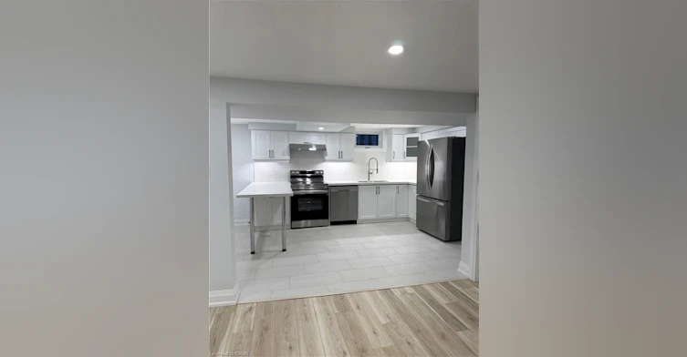 2-26 Greyfriar Drive, Hamilton, ON, L9C 4S2 - 13