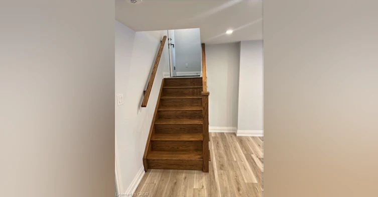 2-26 Greyfriar Drive, Hamilton, ON, L9C 4S2 - 5