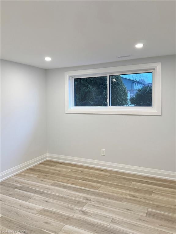 2-26 Greyfriar Drive, Hamilton, ON, L9C 4S2 - 27