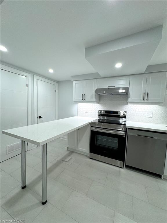 2-26 Greyfriar Drive, Hamilton, ON, L9C 4S2 - 17