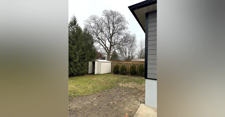 2-26 Greyfriar Drive, Hamilton, ON, L9C 4S2 - 35