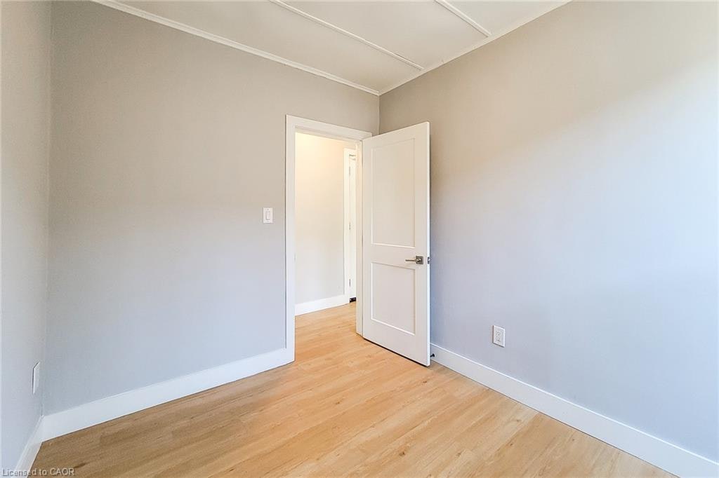 A-304 Barton Street E, Hamilton, ON, L8L 2X5 - 18
