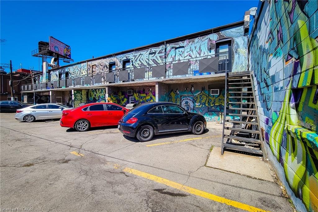 A-304 Barton Street E, Hamilton, ON, L8L 2X5 - 3