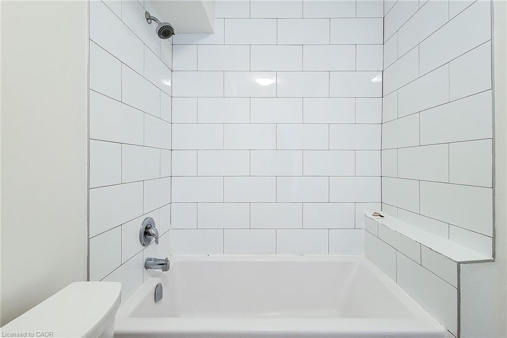 A-304 Barton Street E, Hamilton, ON, L8L 2X5 - 16