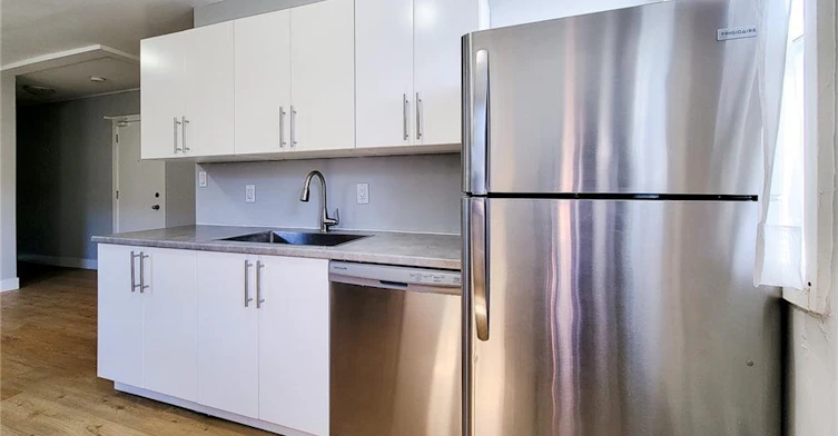 A-304 Barton Street E, Hamilton, ON, L8L 2X5 - 7