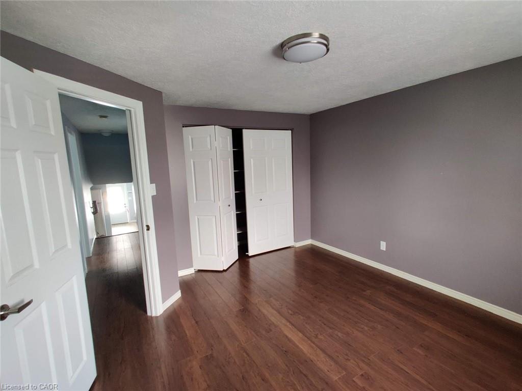 274 Grey Fox Drive, Kitchener, ON, N2E 3P2 - 6