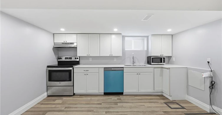 Basement-38 Martin Road, Hamilton, ON, L8K 3N1 - 7