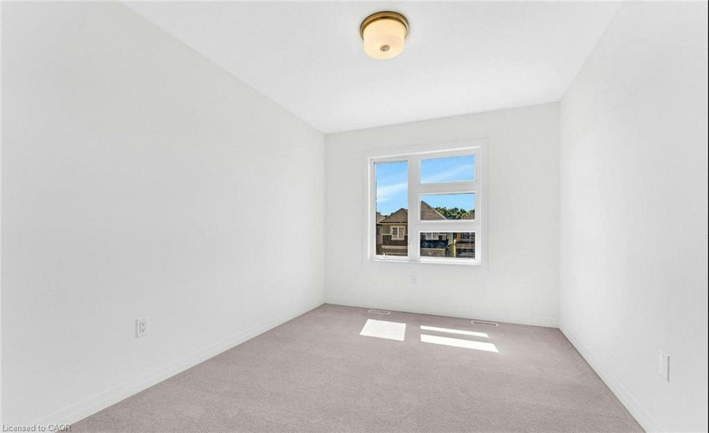 14 Dennis Avenue, Brantford, ON, N3V 0C1 - 12