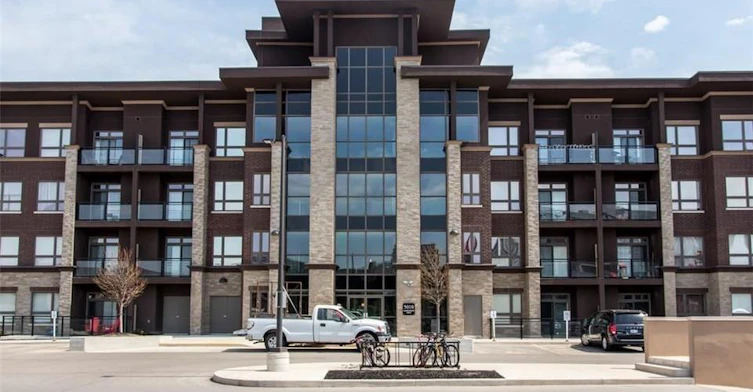 215-5010 Corporate Drive, Burlington, ON, L7L 0H7