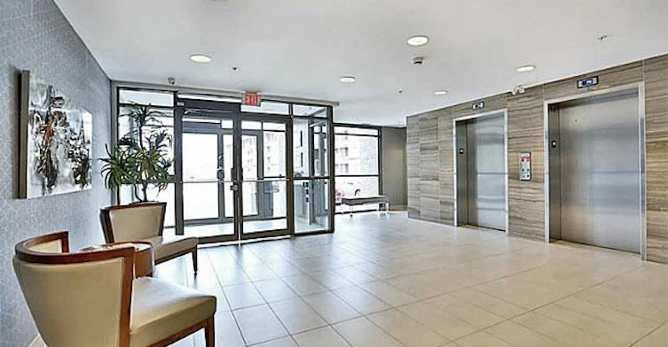 215-5010 Corporate Drive, Burlington, ON, L7L 0H7 - 2