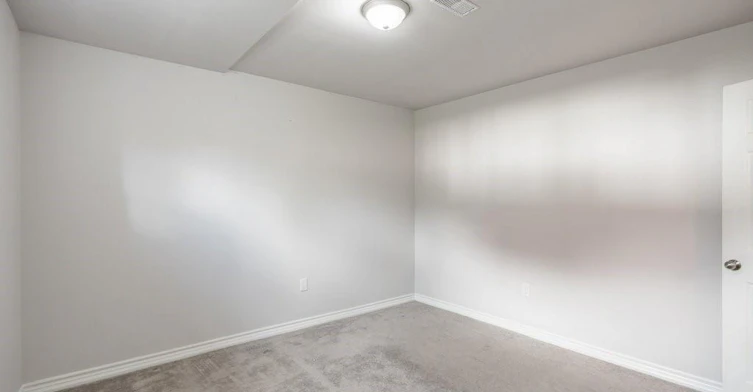 Lower-271 Carson Drive, Hamilton, ON, L8T 2X8 - 12
