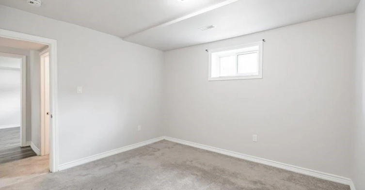 Lower-271 Carson Drive, Hamilton, ON, L8T 2X8 - 11