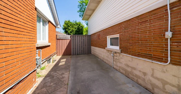 7-47 Westminster Avenue, Hamilton, ON, L9C 4L8 - 2