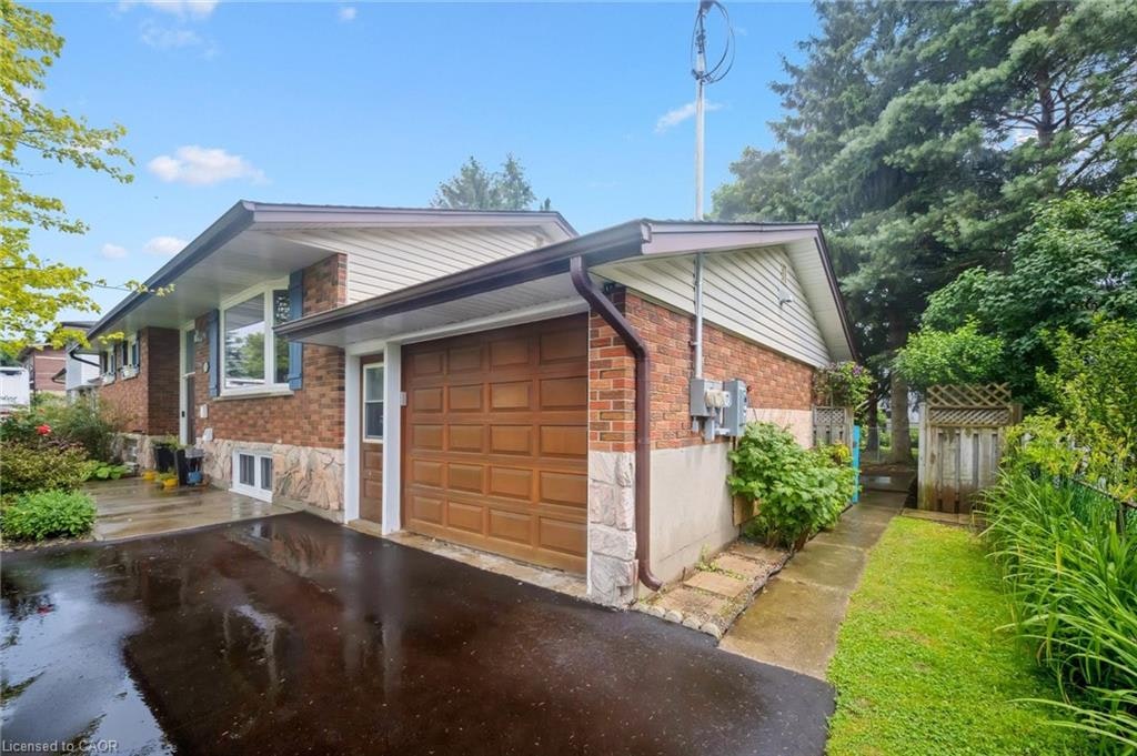B-54 Schweitzer Street, Woolwich, ON, N2K 1B4 - 4