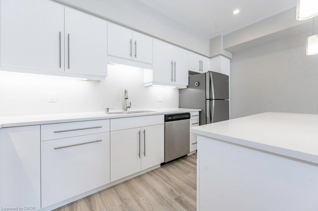 28 Progress Crescent, Kitchener, ON, N2R 0R7 - 10