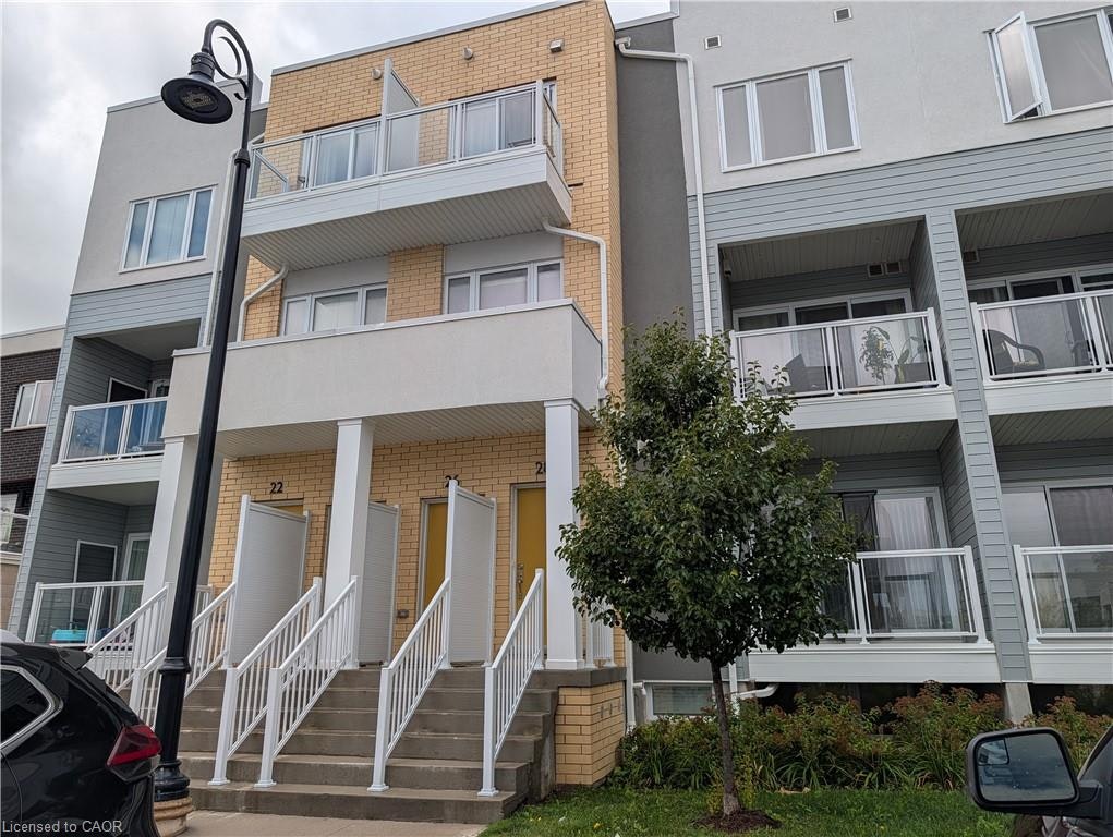 28 Progress Crescent, Kitchener, ON, N2R 0R7