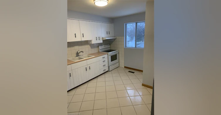 A-132 Howe Avenue, Hamilton, ON, L9A 1X6 - 9
