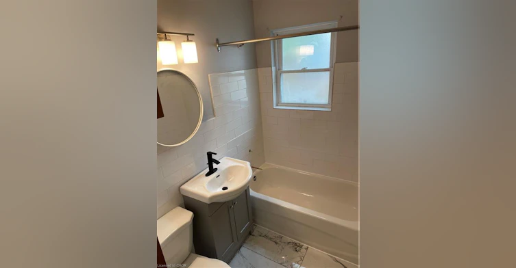 A-132 Howe Avenue, Hamilton, ON, L9A 1X6 - 6