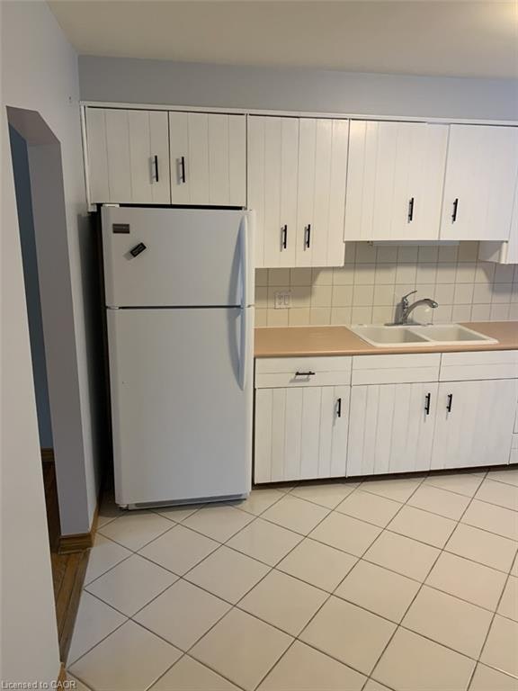 A-132 Howe Avenue, Hamilton, ON, L9A 1X6 - 8