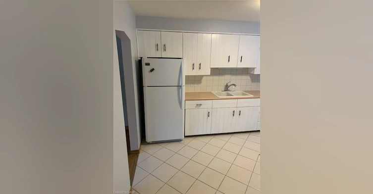 A-132 Howe Avenue, Hamilton, ON, L9A 1X6 - 8