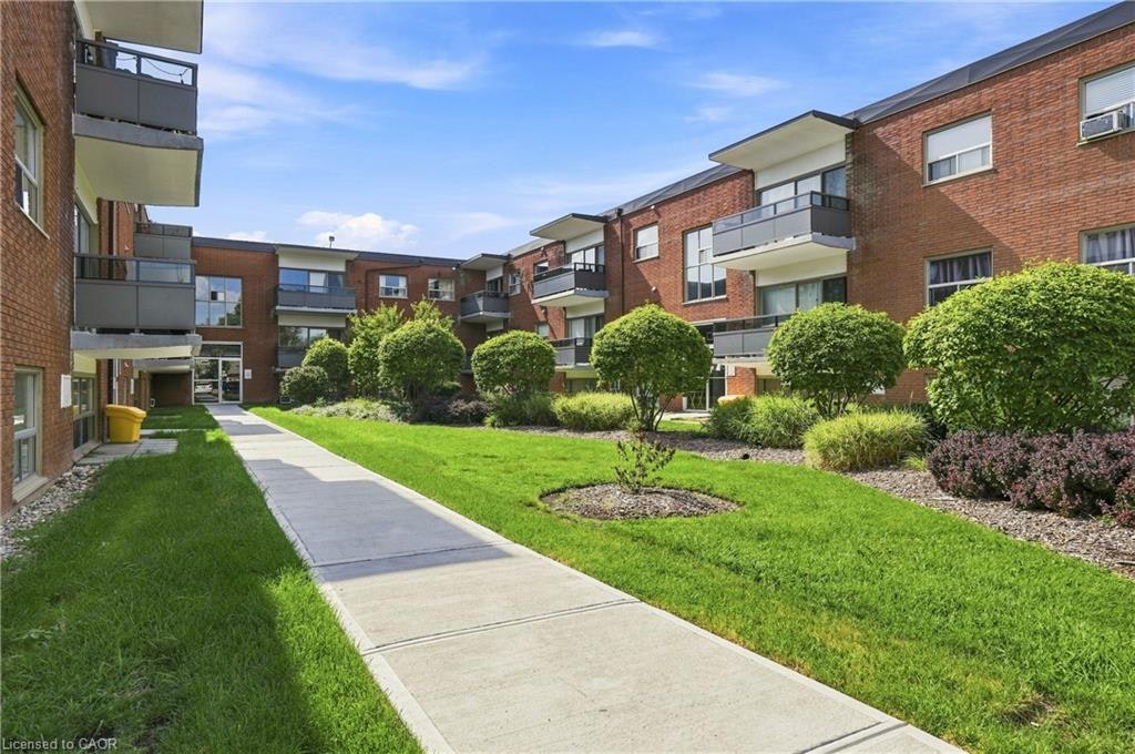 101-242 Oakdale Avenue, St. Catharines, ON, L2P 3K5 - 20