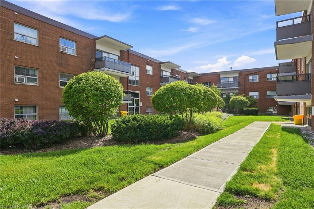 101-242 Oakdale Avenue, St. Catharines, ON, L2P 3K5 - 19