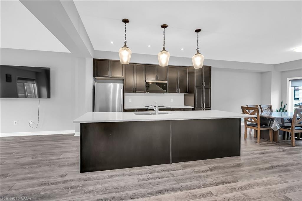 8-187 Wilson Street W, Hamilton, ON, L9G 0J3 - 11