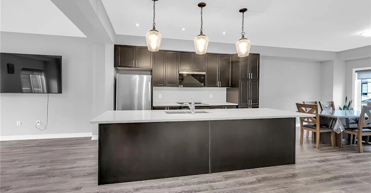 8-187 Wilson Street W, Hamilton, ON, L9G 0J3 - 11