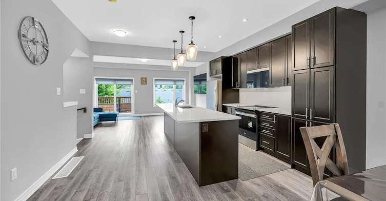 8-187 Wilson Street W, Hamilton, ON, L9G 0J3 - 14