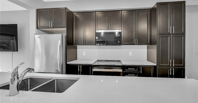 8-187 Wilson Street W, Hamilton, ON, L9G 0J3 - 13
