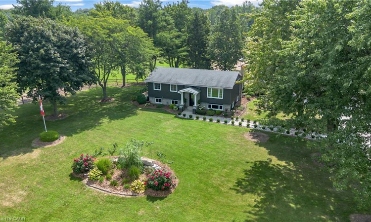 1684 4th Concession Road