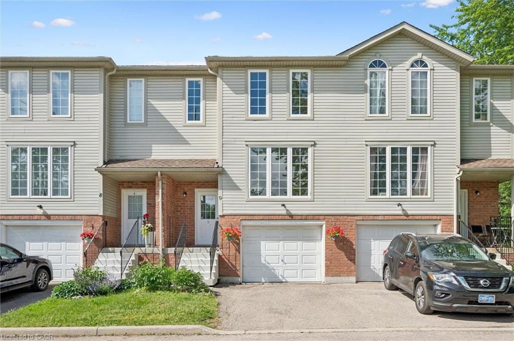 9-600 White Elm Boulevard, Waterloo, ON, N2V 2V2