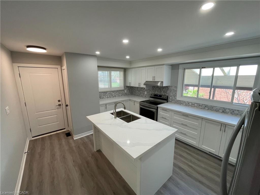 Upper-37 Goldfinch Road, Hamilton, ON, L9A 3W8 - 7