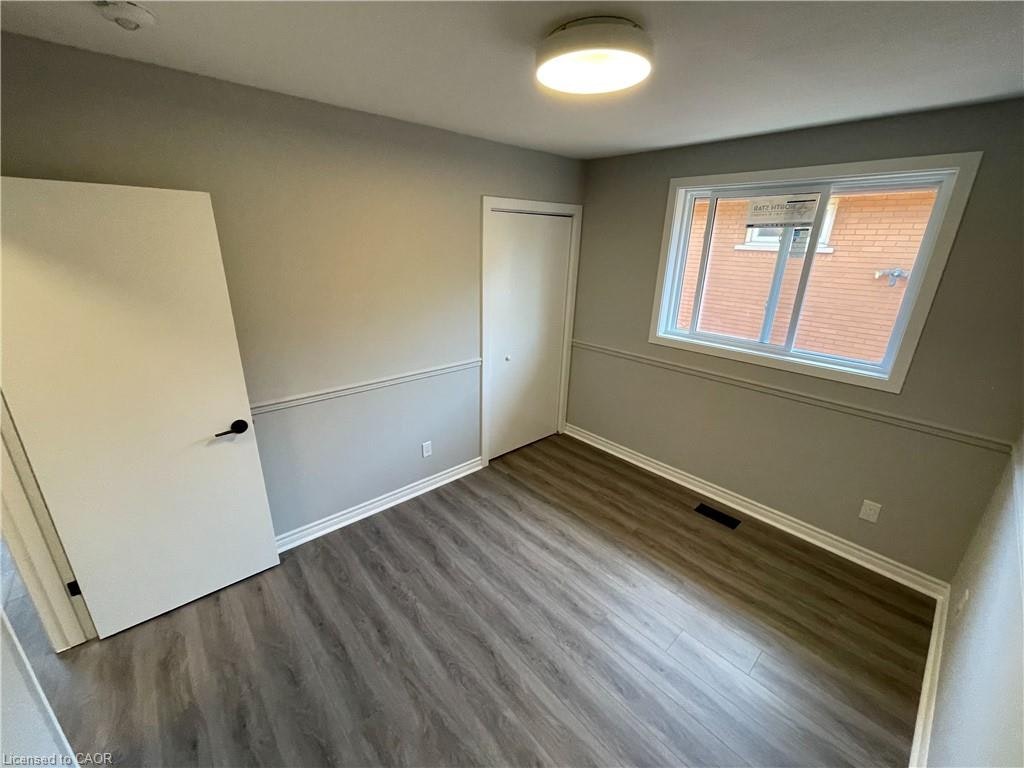 Upper-37 Goldfinch Road, Hamilton, ON, L9A 3W8 - 10